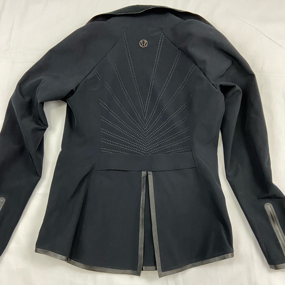 Lululemon Jacket
